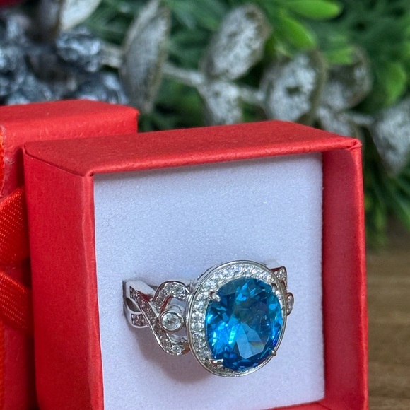 Large Sterling Silver Blue Topaz Ring Luxury gift box included NWT 275.00 - Picture 5 of 8